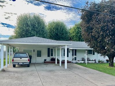 811 S Main St