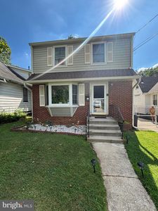 1607 Springfield Ave
