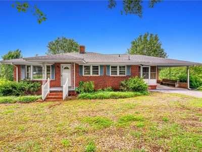 1128 Friendship Rd
