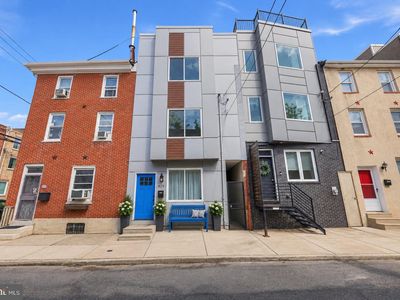 425 W Thompson St