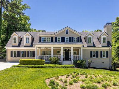 429 Valley Brook Dr NE
