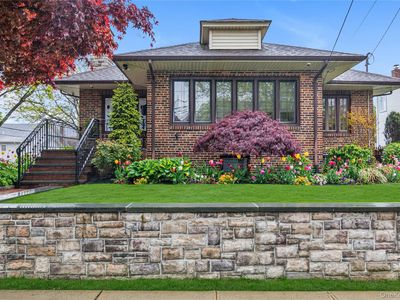 40 Harding Avenue