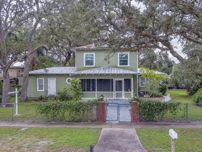 107 7th Ave SE UNIT 4