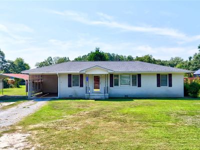 115 Sunset Dr
