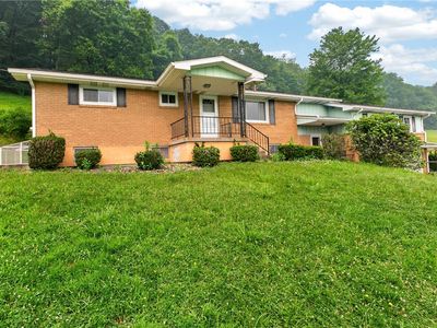 323 Albrights Lake Rd