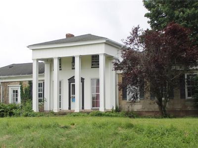 411 White Rd