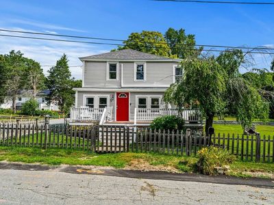 22 Loring Rd