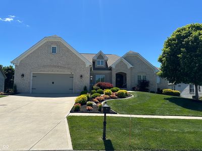 1135 Wyndham Way
