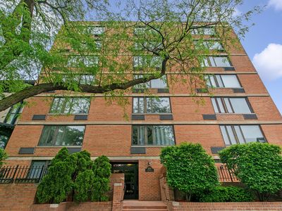 2007 N Sedgwick St APT 102