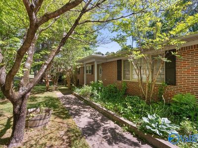 2417 Sunset Strip