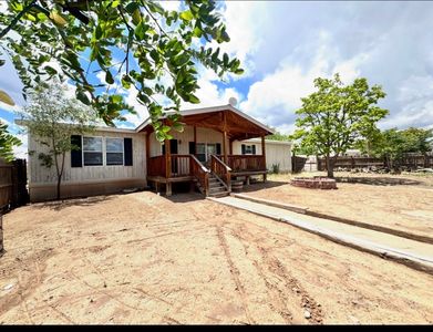 904 La Loma Ln