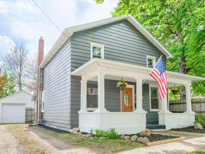 29 Law St