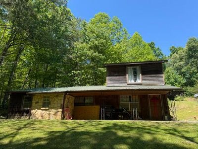 669 Pond Ridge Rd