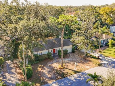 3120 W Coachman Ave