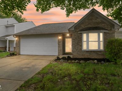 1943 Acorn Dr