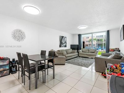 319 NE 14th Ave APT 106
