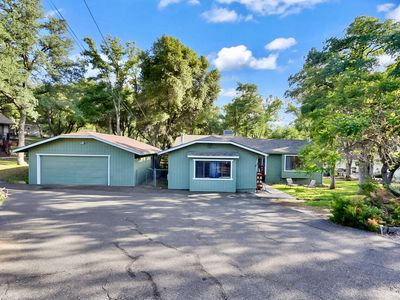 Property at 21014 Ferretti Rd, Groveland, CA