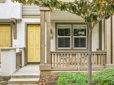1088 Yarrow Ter