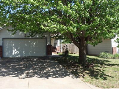 406 N Zachary Dr