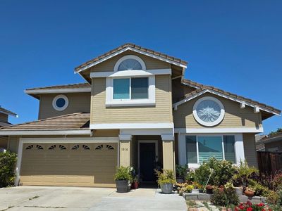 1916 Ridgemont Dr