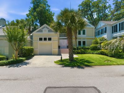 21 Crosstree Dr
