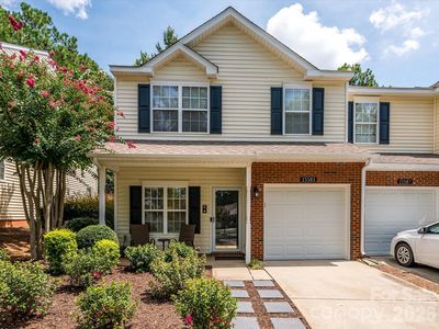 15583 Stronvar House Ln
