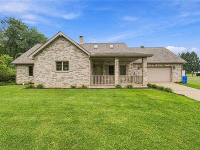 88 Gardner Ave