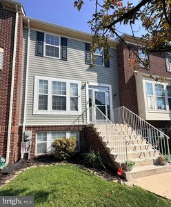 234 Heritage Ct