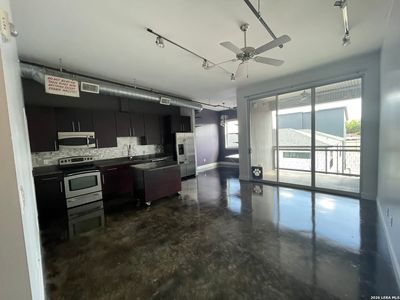 831 S Flores Street #3210