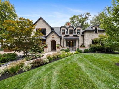 1353 Green Tree Ln