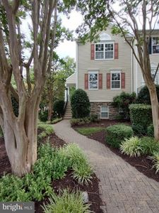 2702 Cherrywood Ct