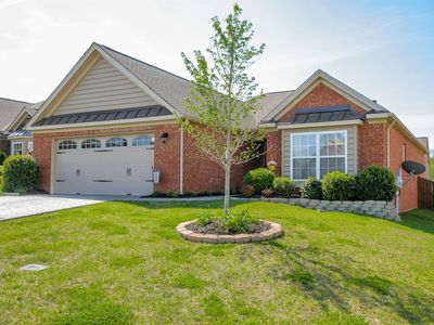 270 Meandering Dr