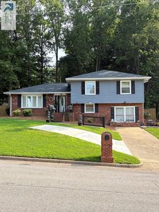120 Banister Ct