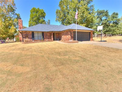 251 S Carolyn Dr