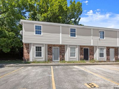 10064 Jefferson Hwy APT A