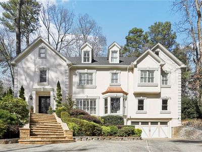 1165 E Beechwood Dr NW