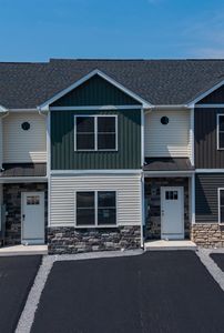 748 Zephyr Dr