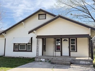 Property at 811 S Taft Ave, Okmulgee, OK