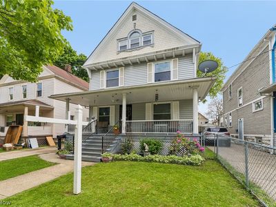 3713 Library Ave