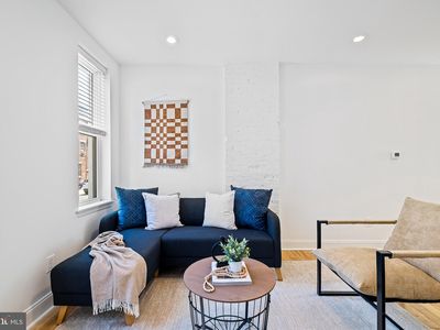 118 W Montgomery Ave