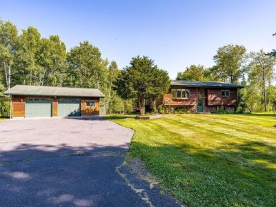 5370 Ugstad Rd