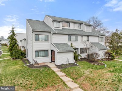 102 Continental Dr #287