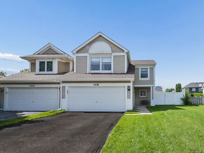 Property at 1430 S Pembroke Dr, South Elgin, IL