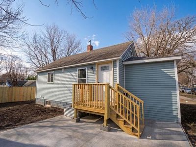312 Grove Ave