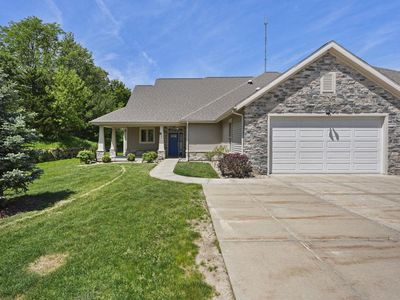 8221 Highview Drive