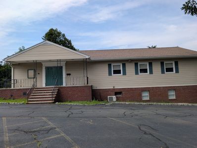 136 Winn St