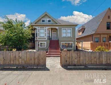 725 Louisiana Street