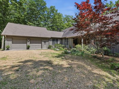 479 Lake Loop Rd