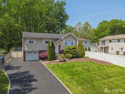 743 Wood Ave
