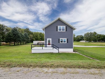 250 W Frontage St
